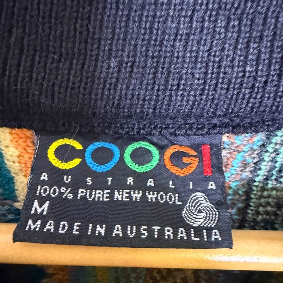 Coogi - Picture 5 of 5